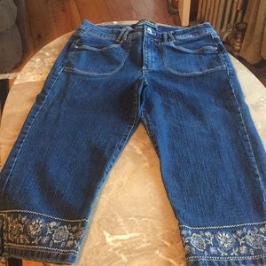 Denim with embroidery capri’s. Size 6.